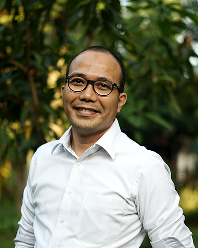 M. Riza Damanik